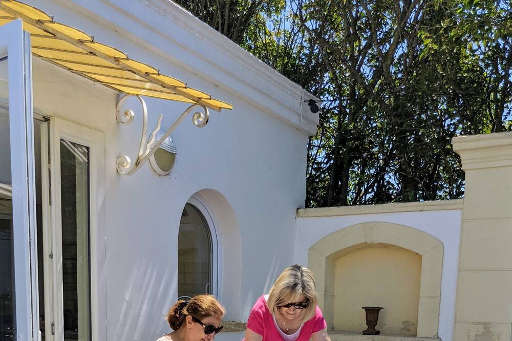 Photo of Outdoor in Lambesc