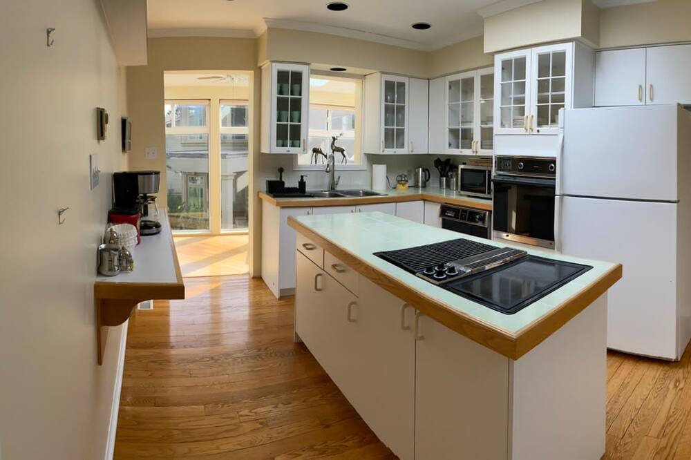 Photo of Kitchen in Lagoon City