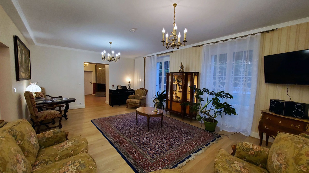 Photo of Others in Aubin