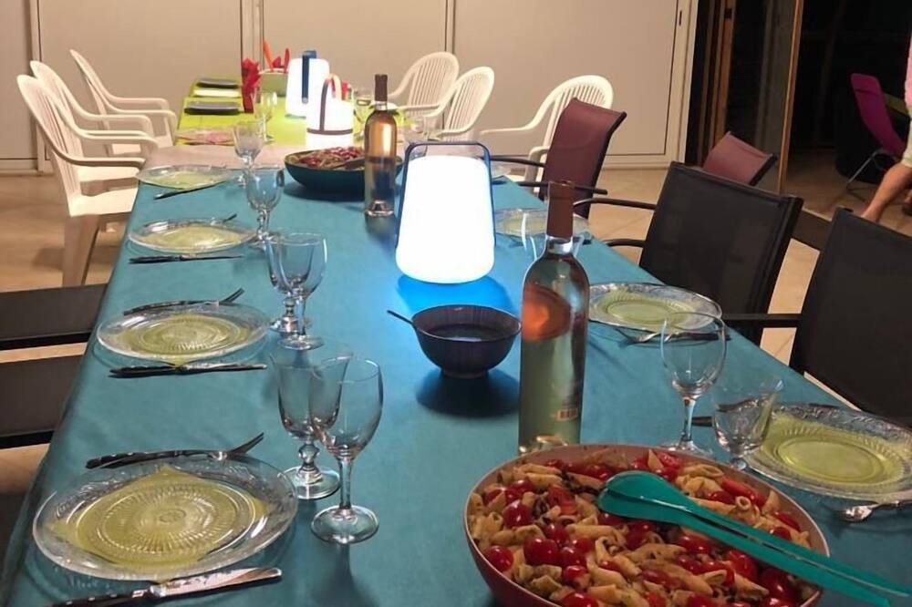 Photo of Kitchen in Puget-sur-Argens