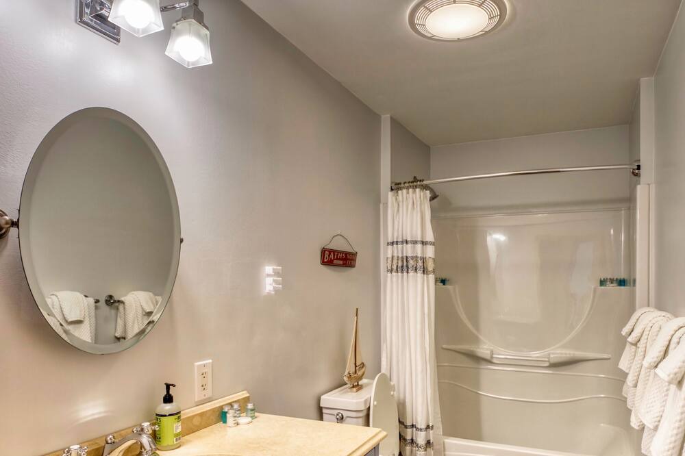 Photo of Bathroom in Hancock