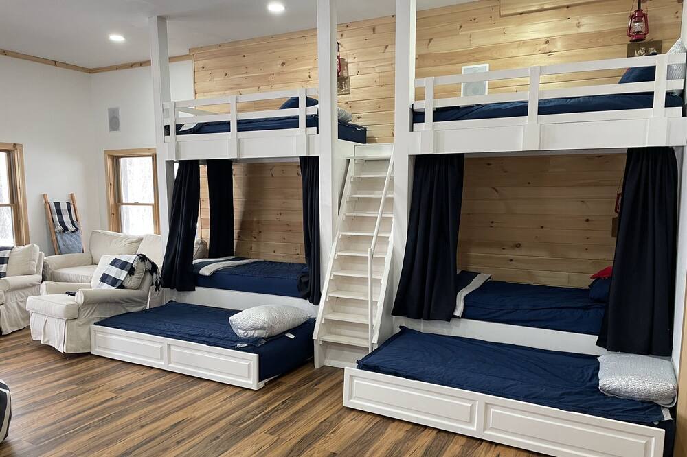 Photo of Bedroom in Hancock