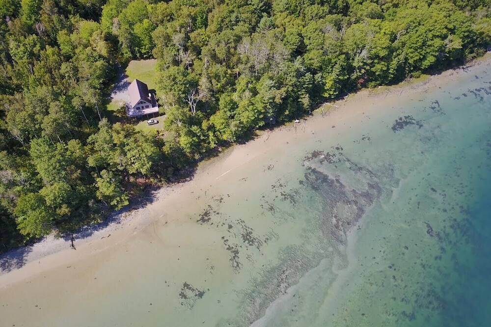 Photo of Others in Hancock