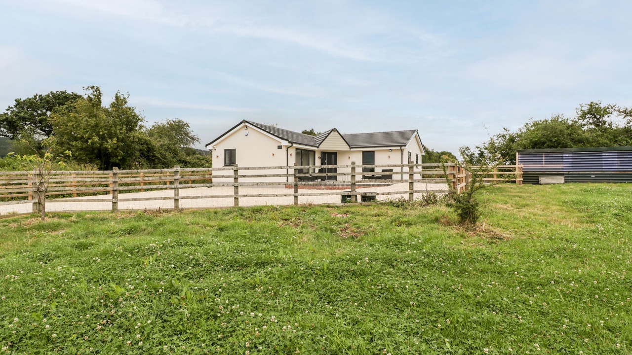 Photo of Others in Congresbury