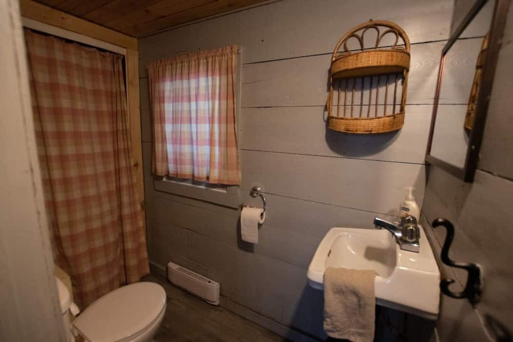Photo of Bathroom in Bowman