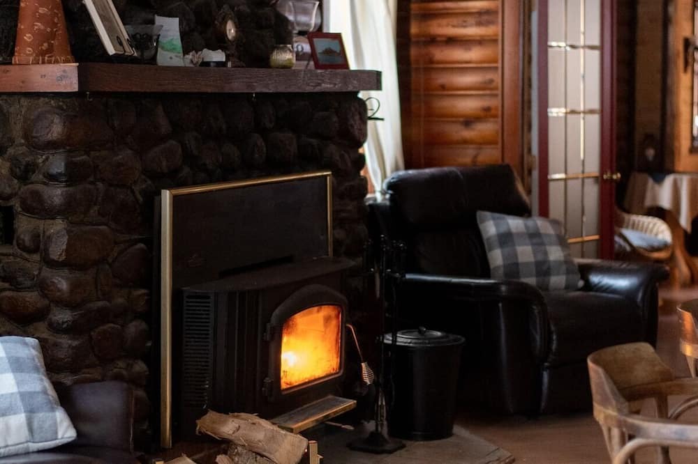 Photo of Livingroom in Bowman