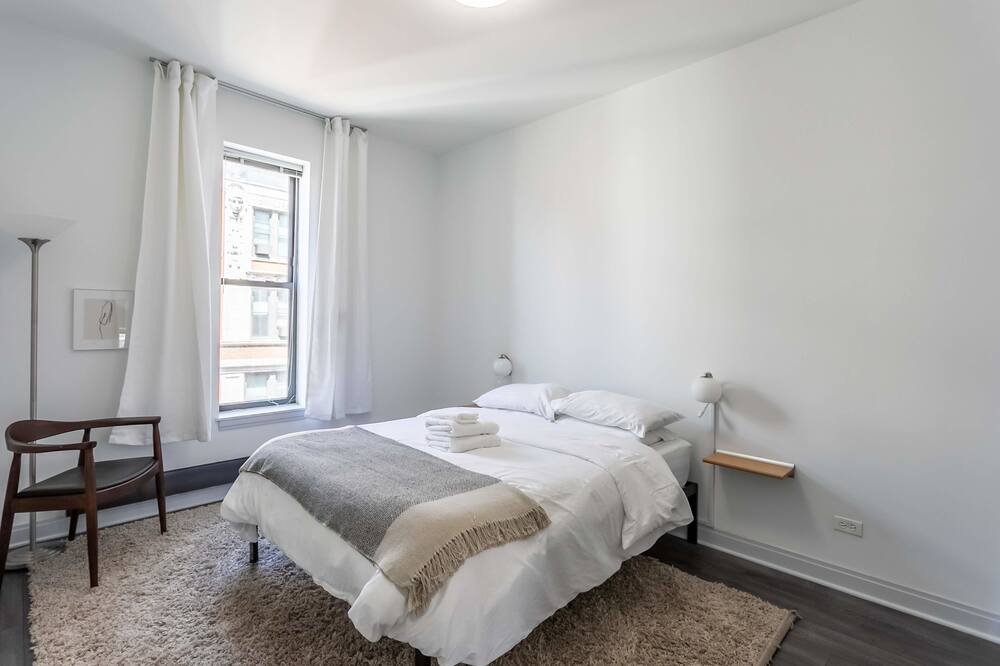 Photo of Bedroom in East Hyde Park