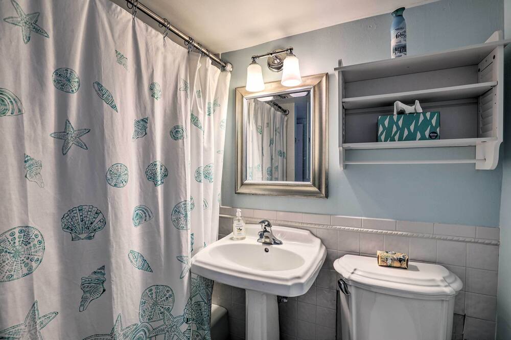 Photo of Bathroom in Rockport