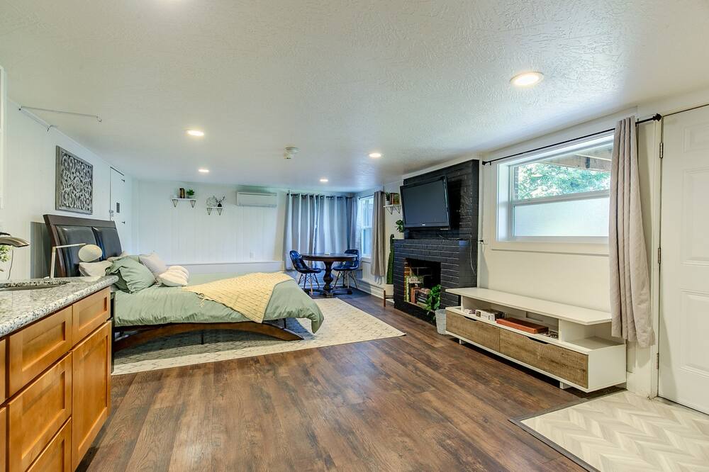 Photo of Others in Amazon