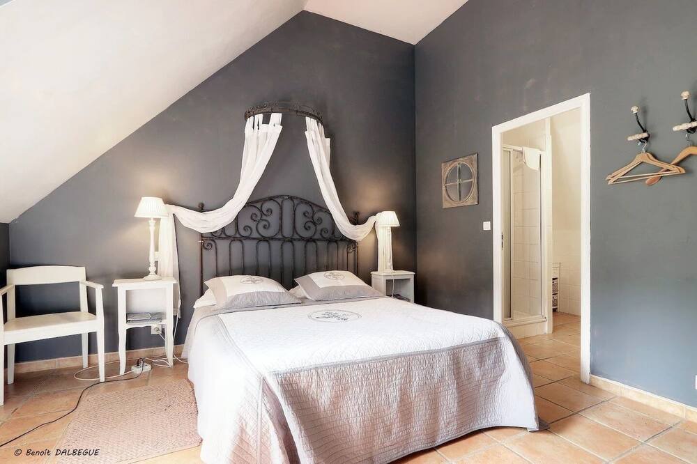 Photo of Bedroom in Nord-Saint-Martin