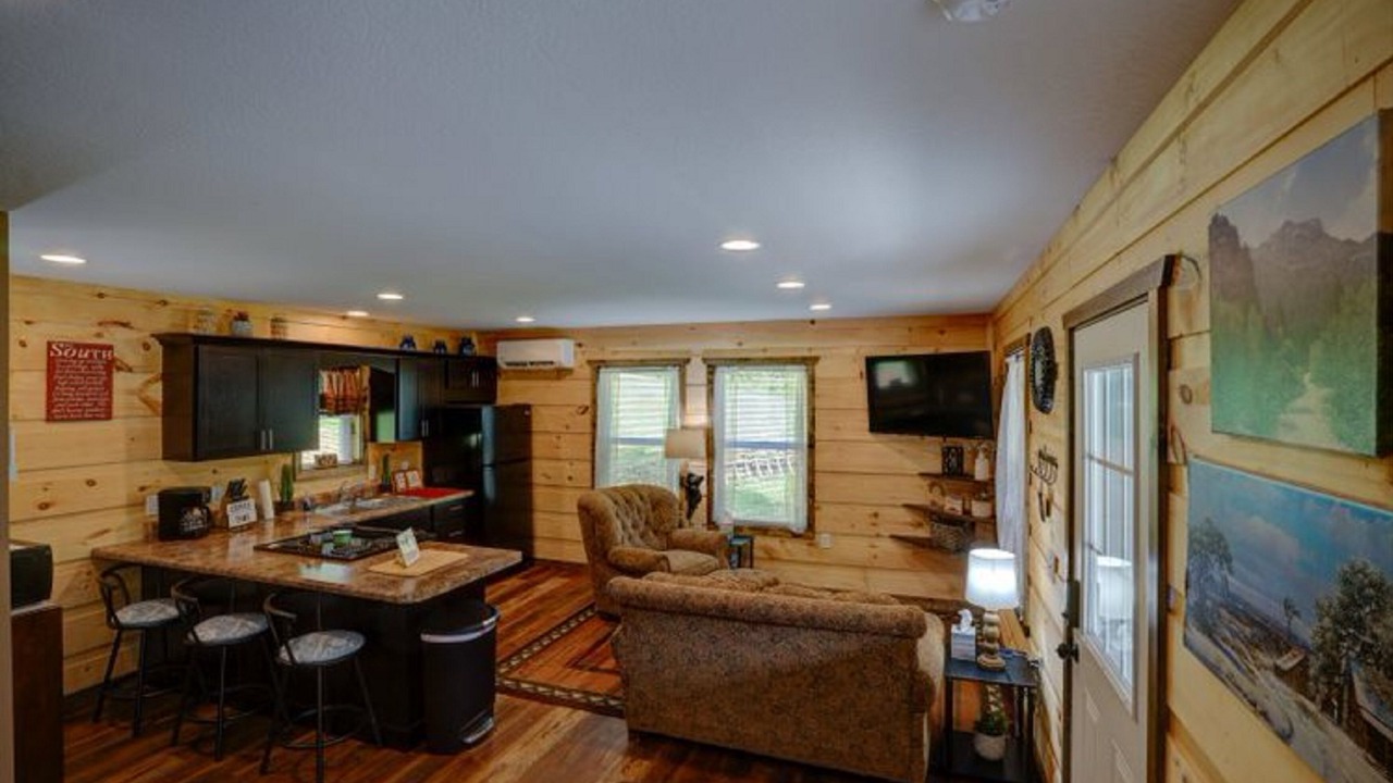 Photo of Livingroom in Robbinsville