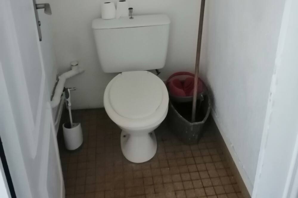 Photo of Bathroom in Saint-Nazaire