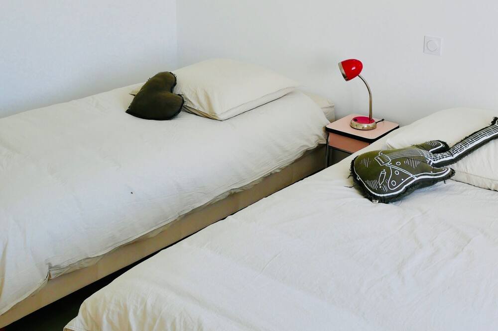 Photo of Bedroom in Saint-Michel-en-l'Herm