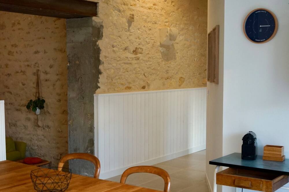 Photo of Kitchen in Saint-Michel-en-l'Herm