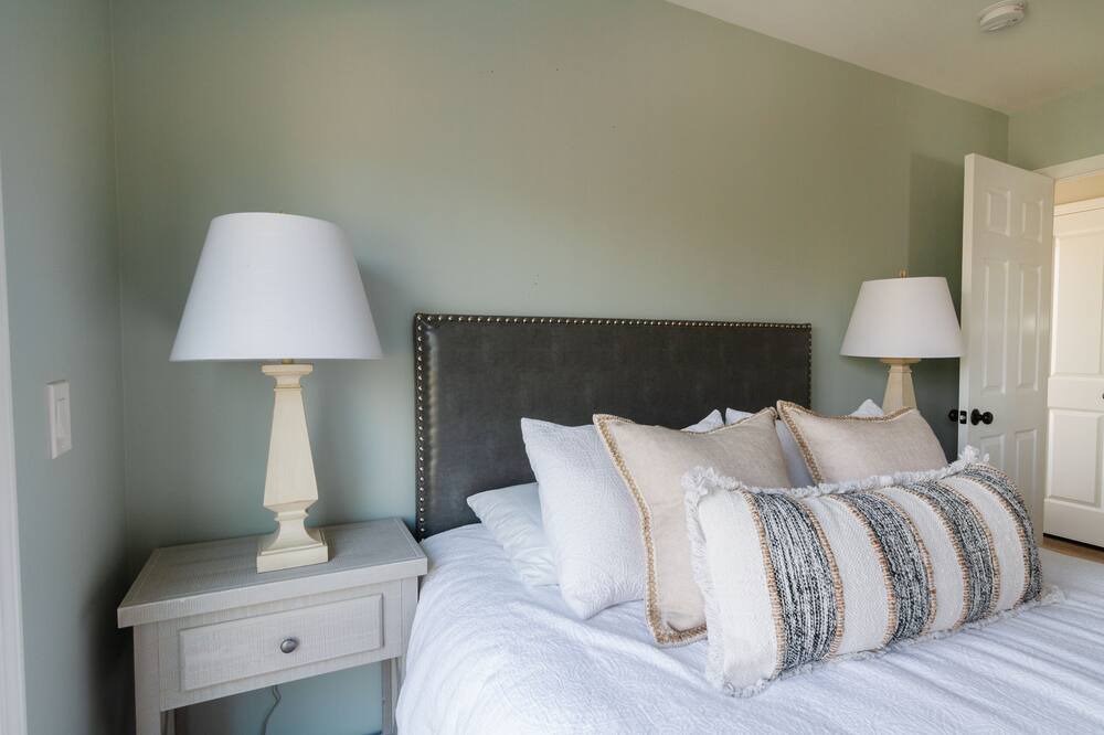Photo of Bedroom in Pegram