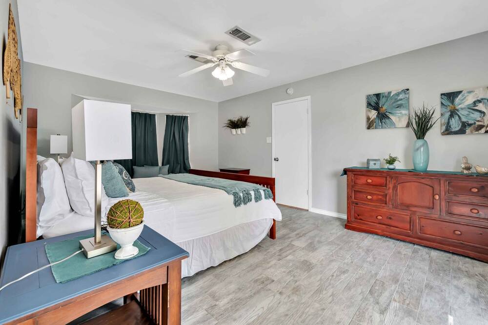 Photo of Bedroom in Belton