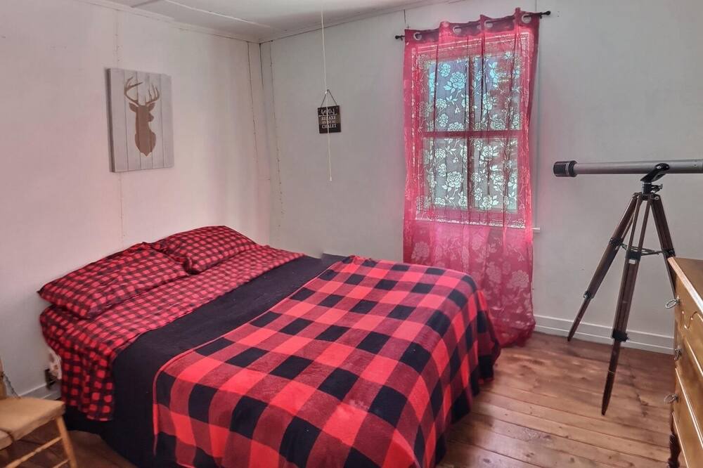 Photo of Bedroom in Rimouski