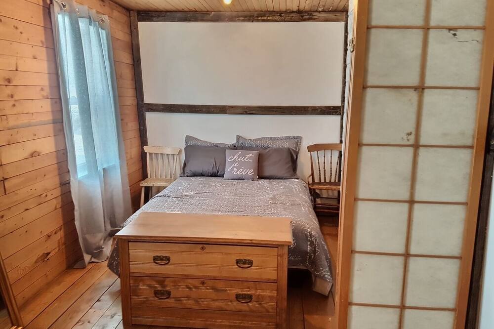 Photo of Bedroom in Rimouski