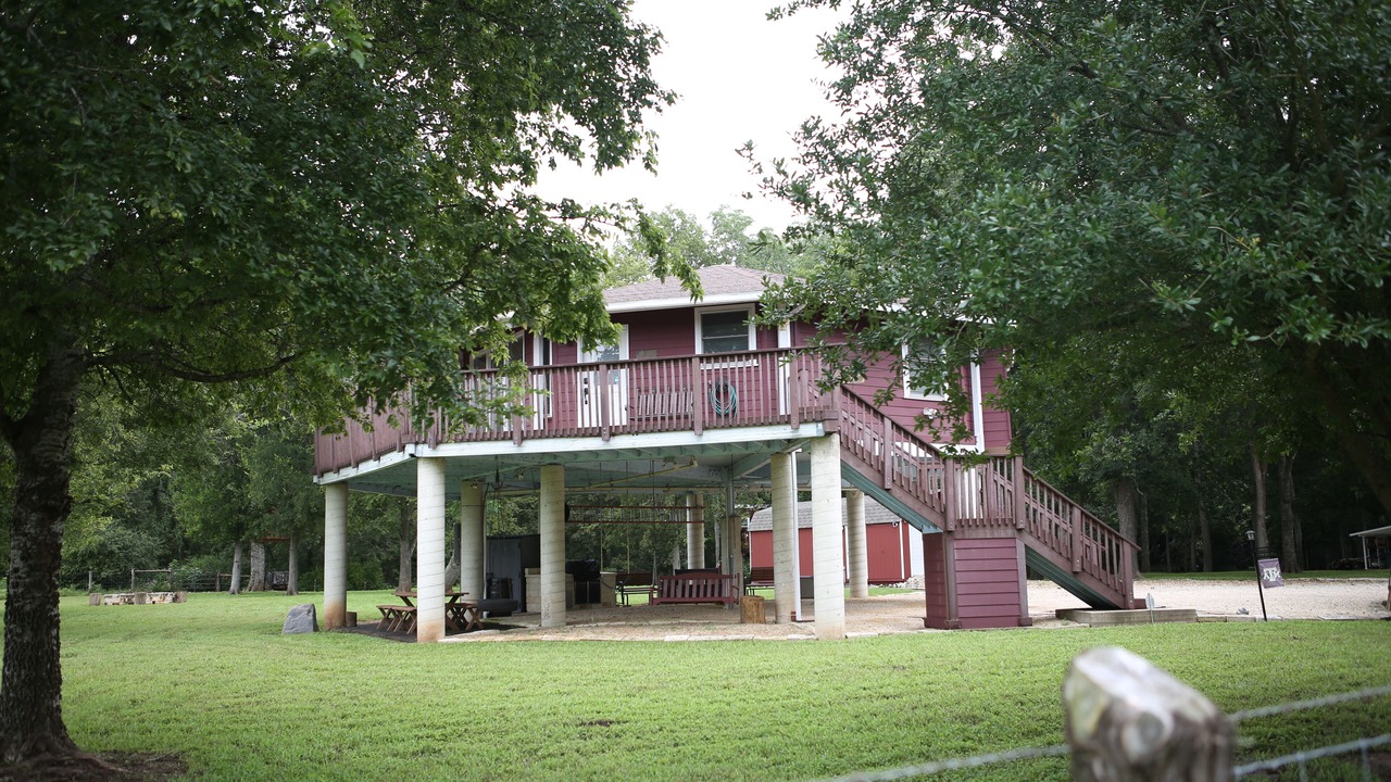 Photo of Others in Franklin Estates