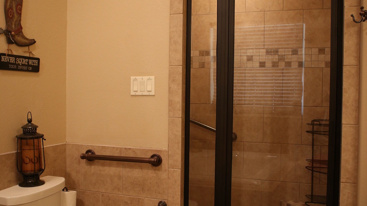 Photo of Bathroom in Franklin Estates