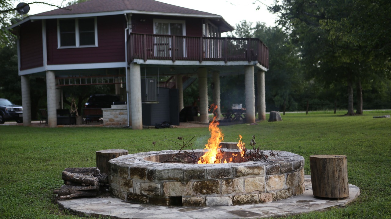 Photo of Outdoor in Franklin Estates