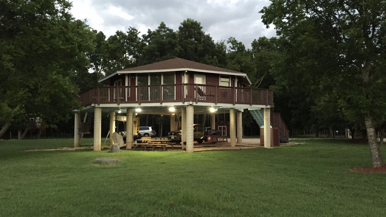 Photo of Outdoor in Franklin Estates