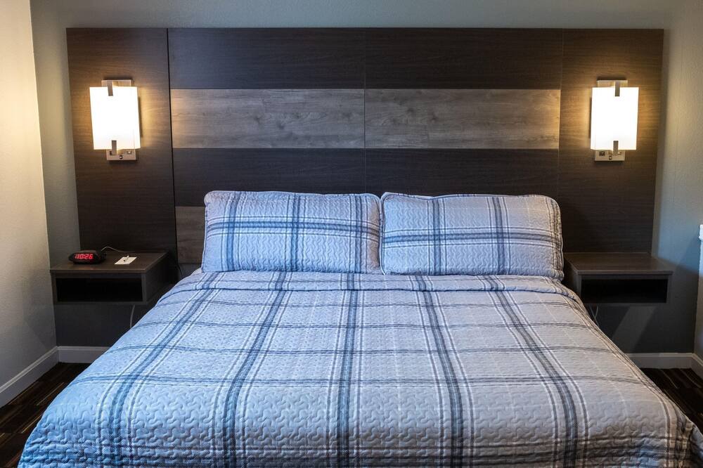 Photo of Others in Main Street Hyannis