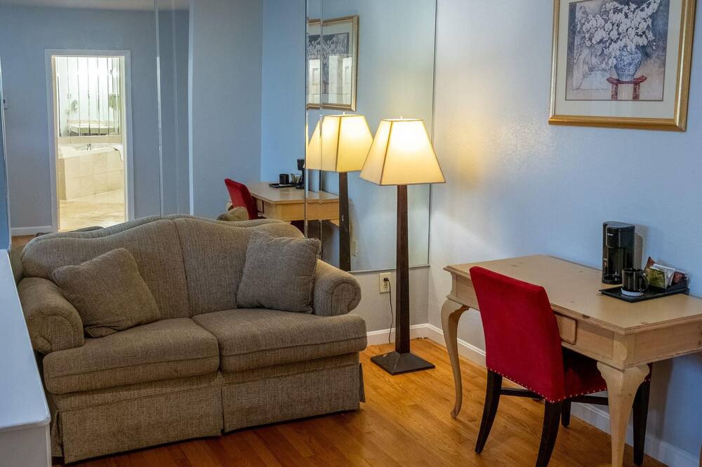 Photo of Others in Main Street Hyannis