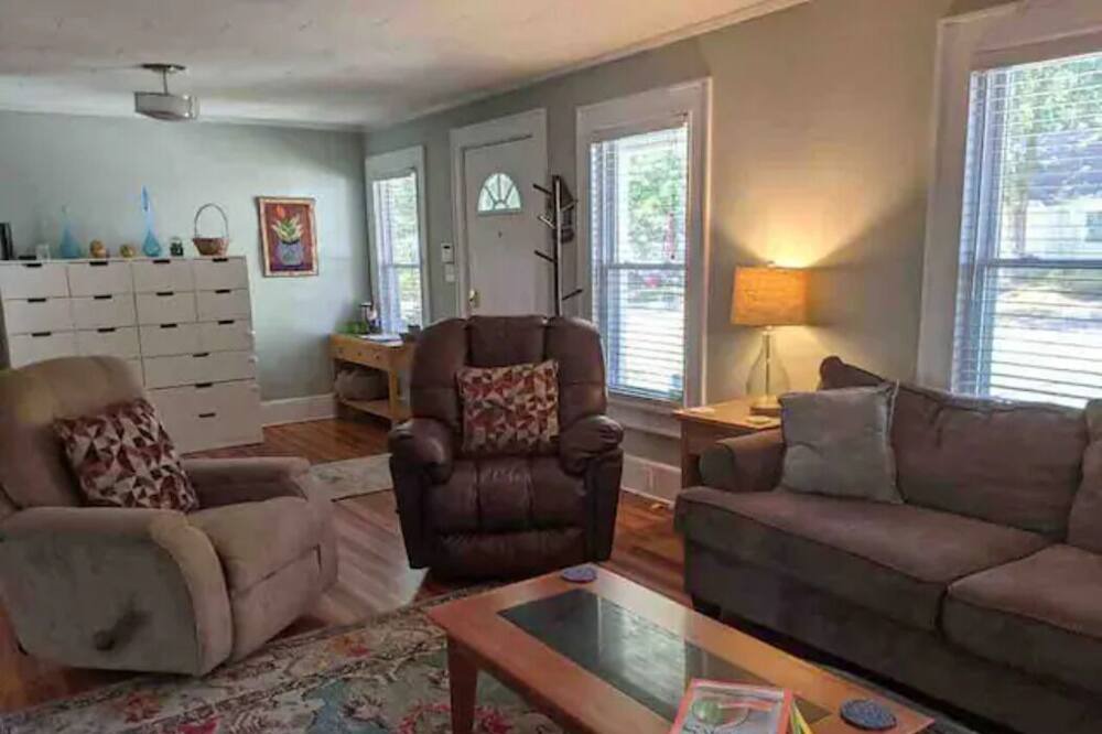 Photo of Livingroom in Durham