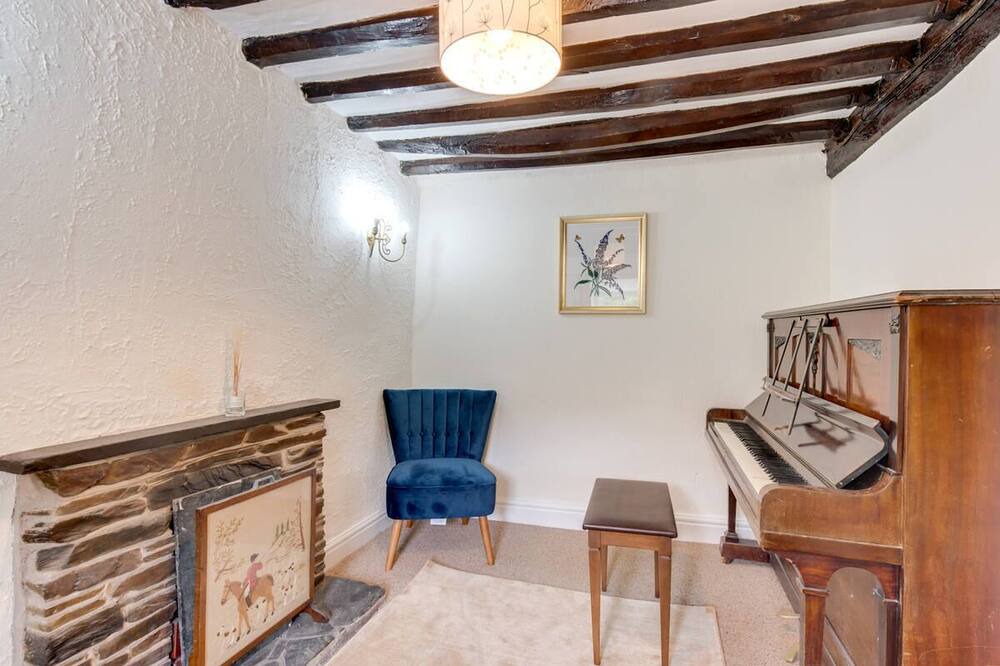 Photo of Livingroom in Tywyn