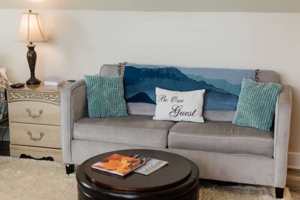 Photo of Livingroom in Batesville