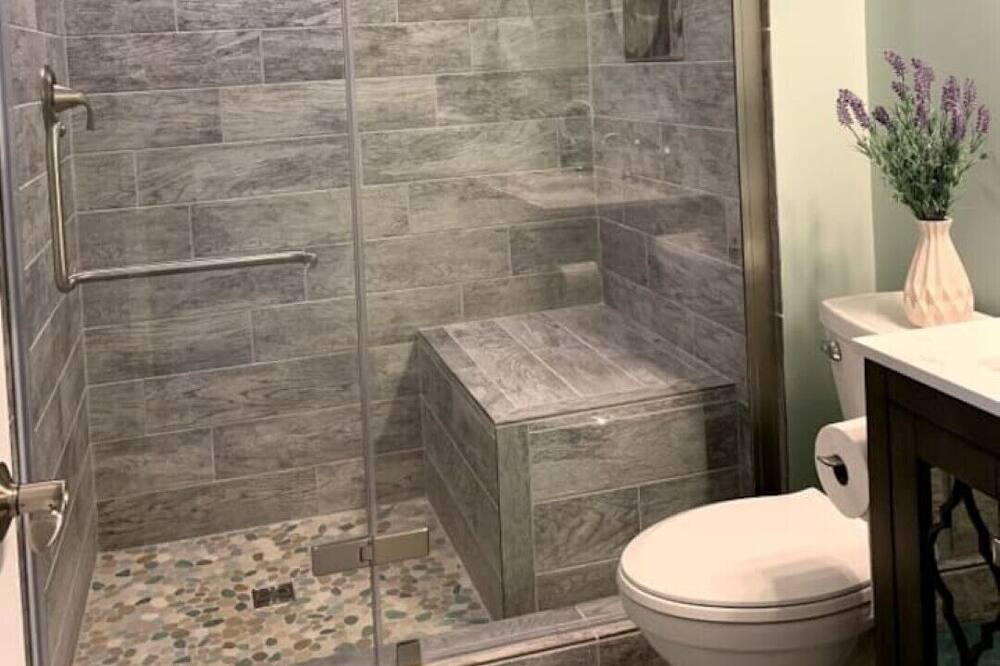Photo of Bathroom in Batesville