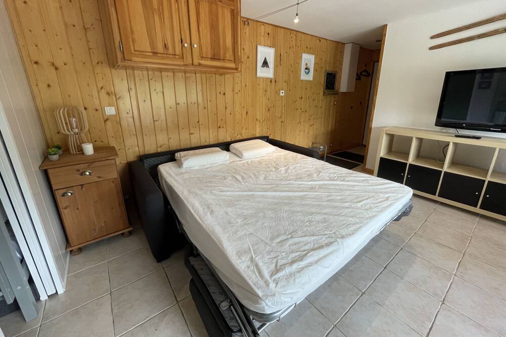 Photo of Others in Laveissiere