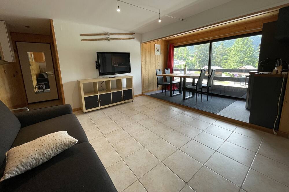 Photo of Others in Laveissiere