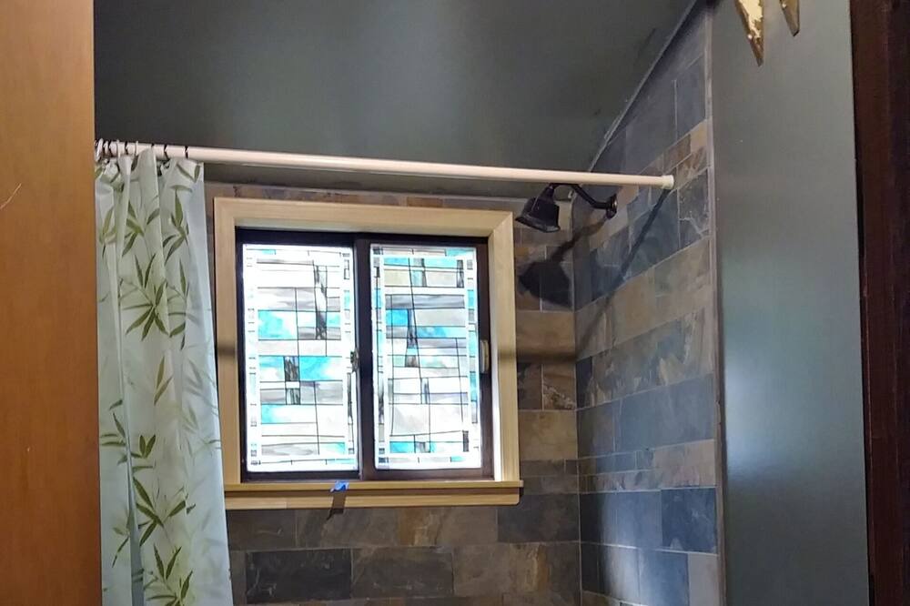 Photo of Bathroom in Tiny