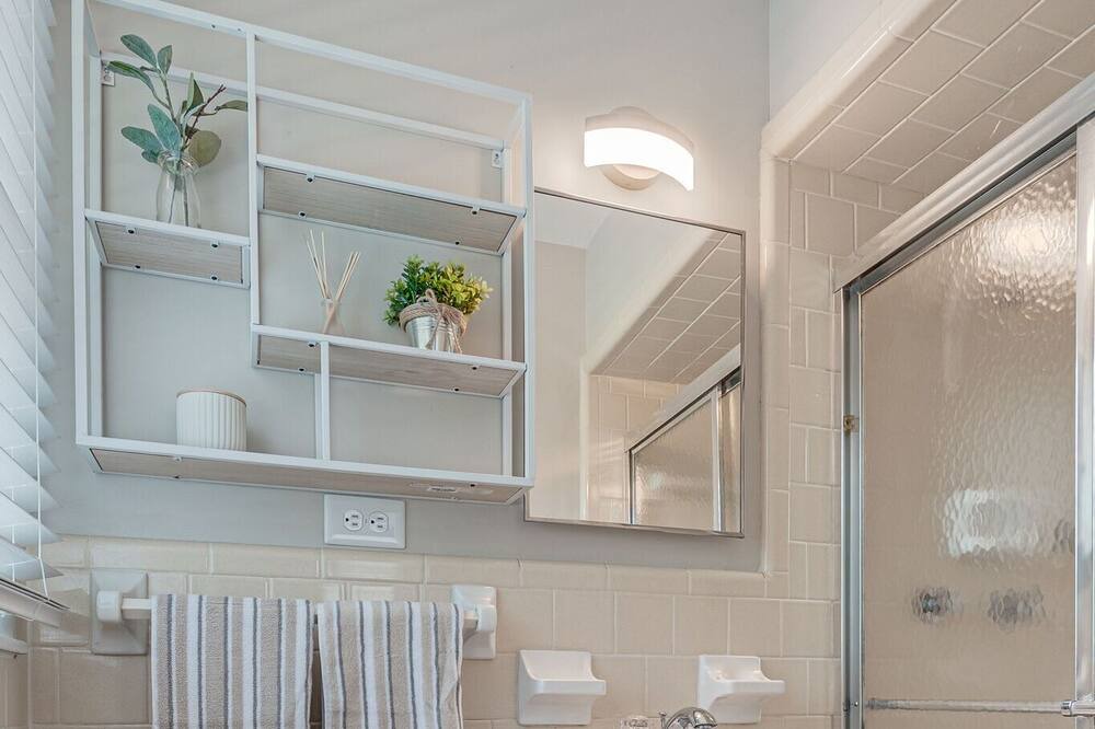 Photo of Bathroom in Gallatin