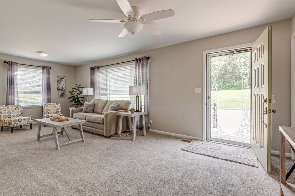 Photo of Bedroom in Gallatin