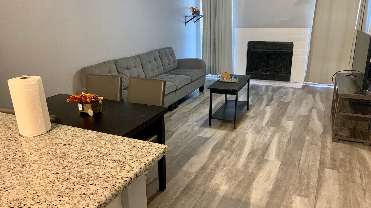 Photo of Livingroom in Westchase