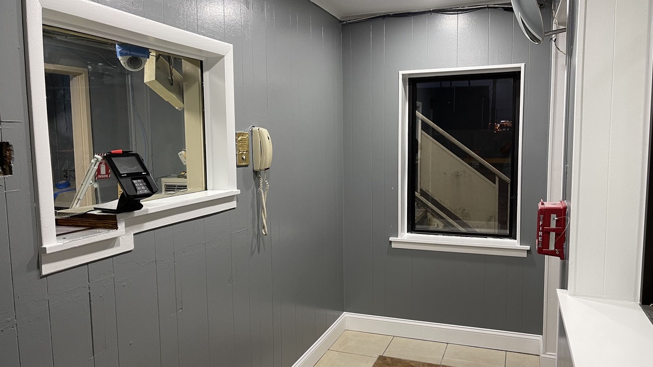 Photo of Others in Linden