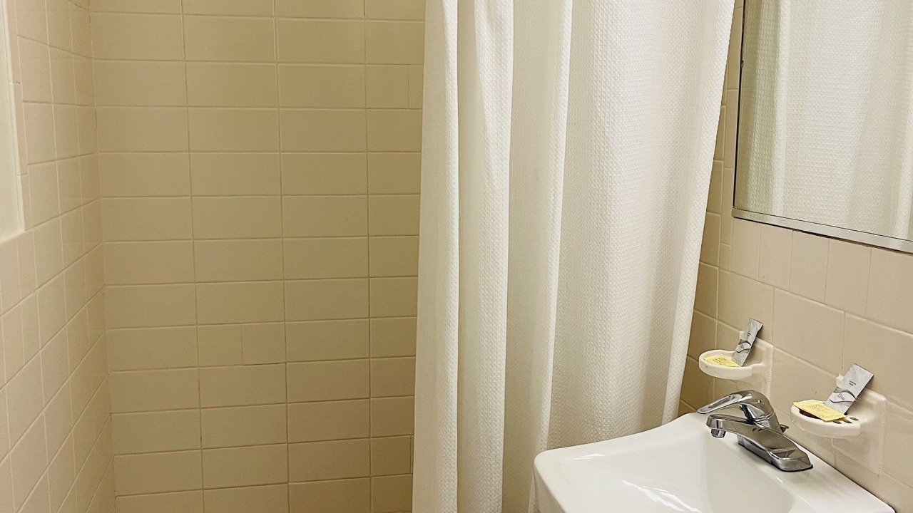 Photo of Others in Linden