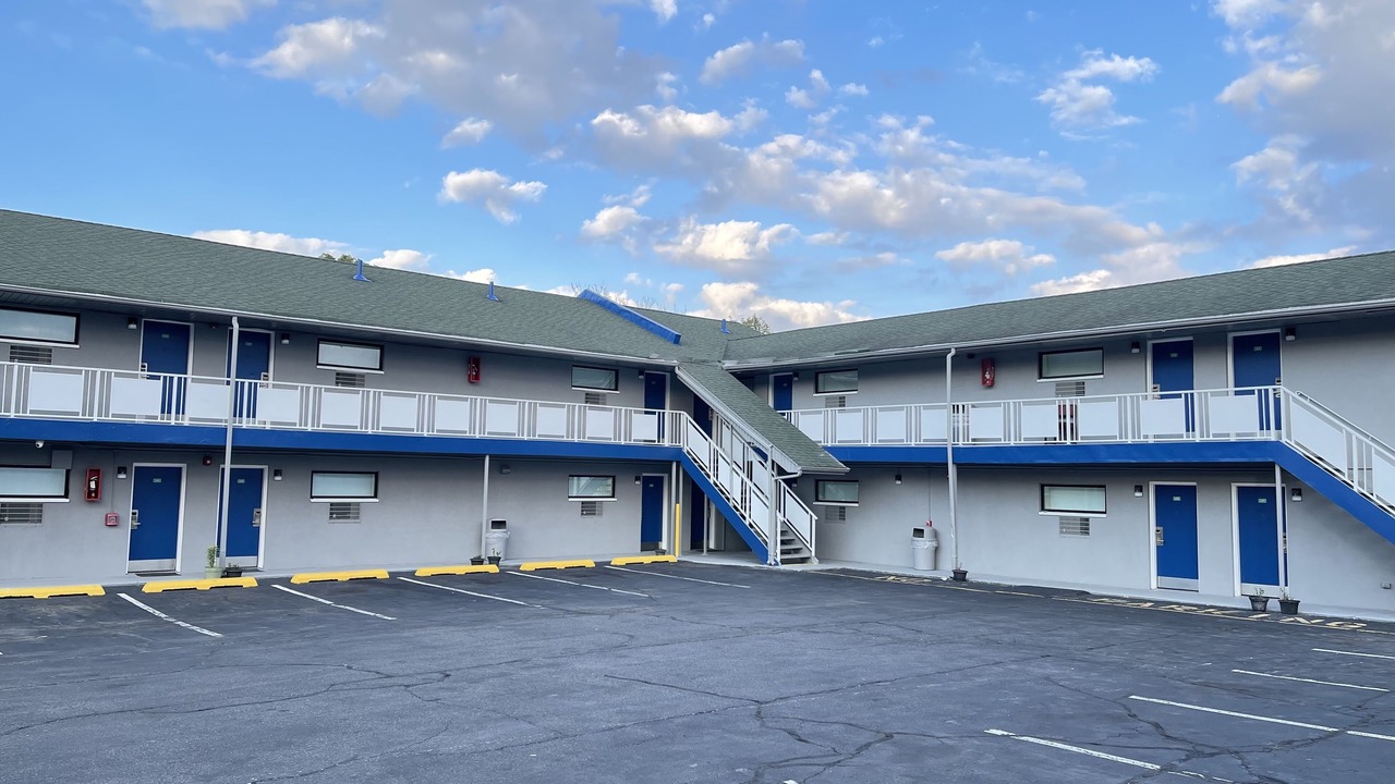 Photo of Outdoor in Linden