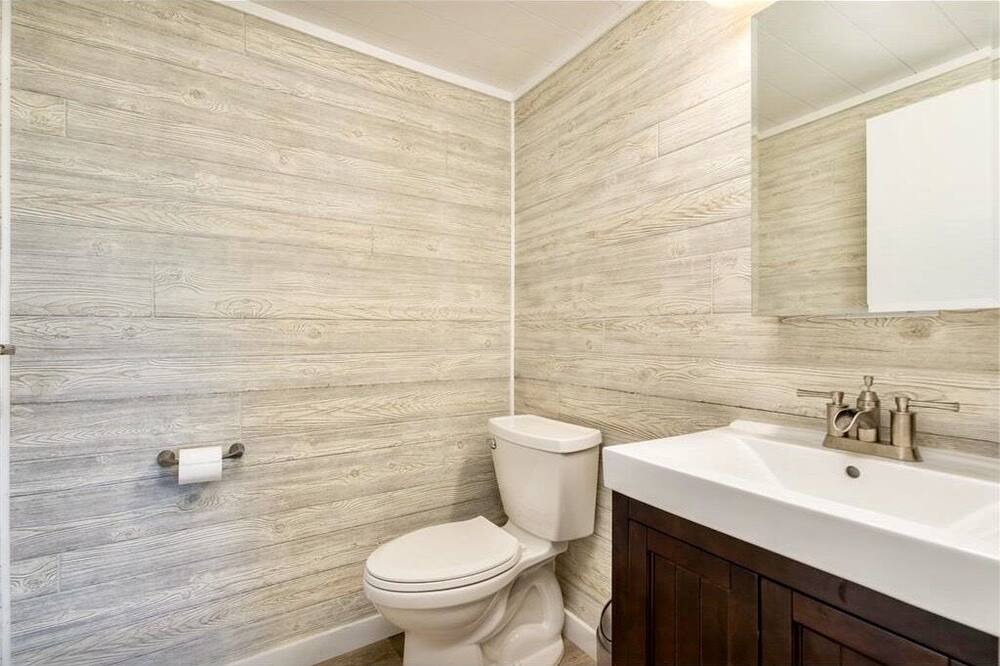 Photo of Bathroom in Osceola