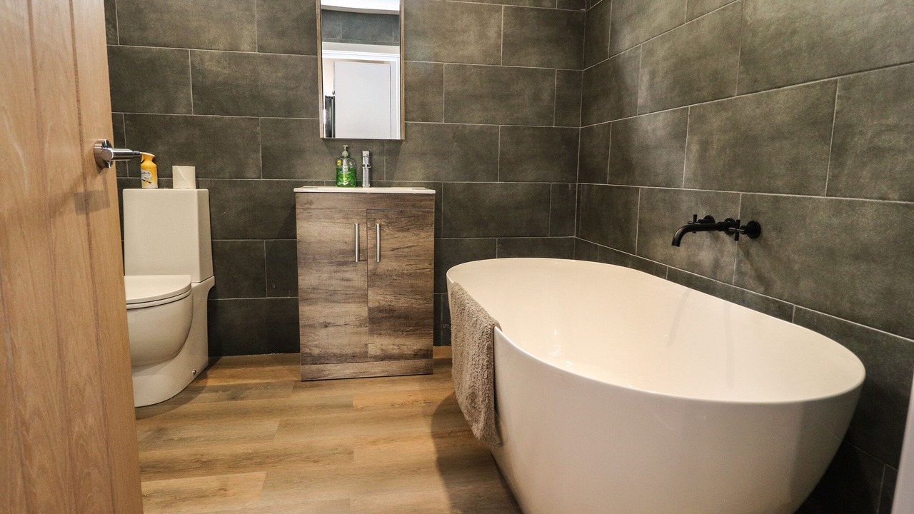 Photo of Others in Wennington