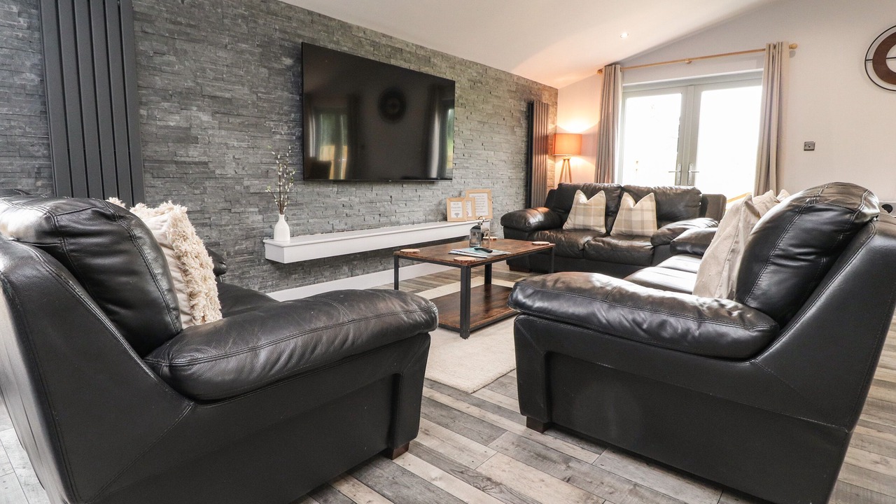 Photo of Others in Wennington