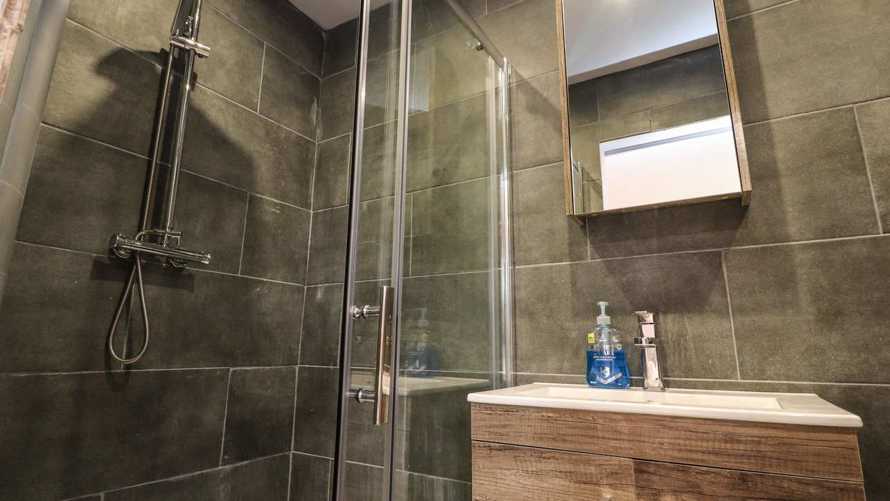 Photo of Bathroom in Wennington