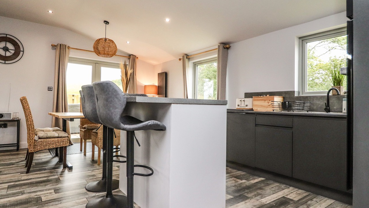 Photo of Others in Wennington