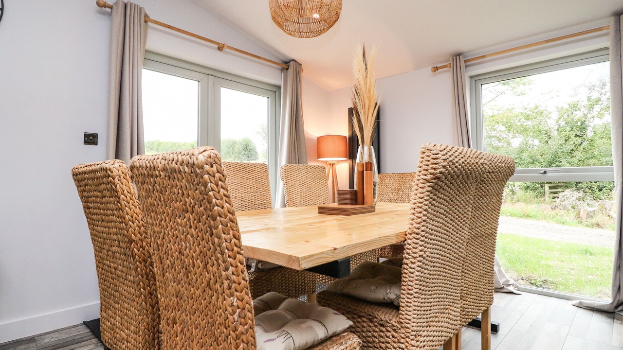 Photo of Others in Wennington