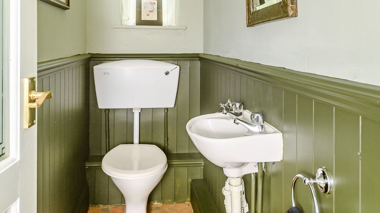 Photo of Bathroom in Okehampton