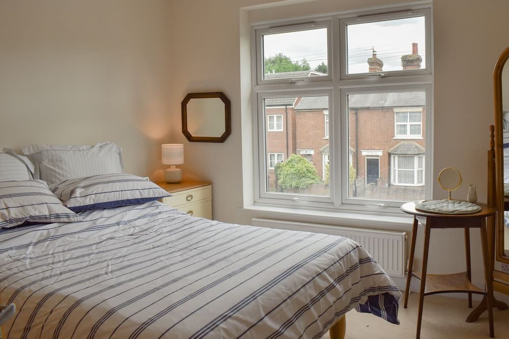 Photo of Bedroom in Hitchin