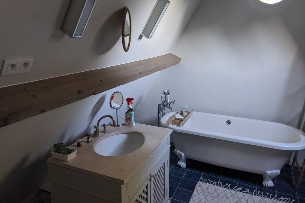 Photo of Bathroom in Herbeville